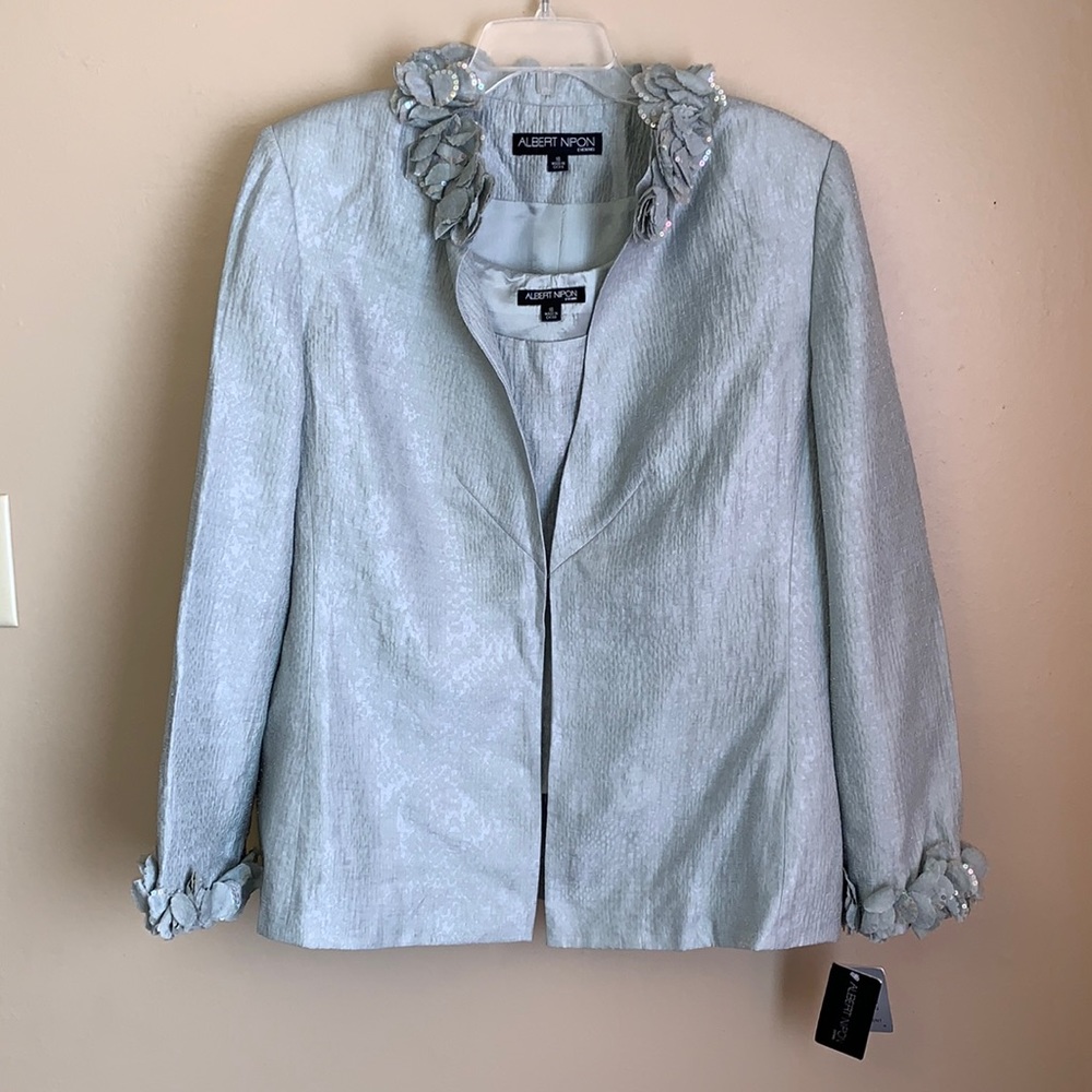 Albert Nipon Light Gray Blazer with Floral Accents